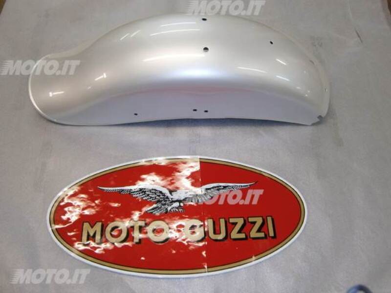 PARAFANGO MOTO GUZZI PARAFANGO NEVADA 350/750 1993/97 POSTERIORE BIANCO PERLATO