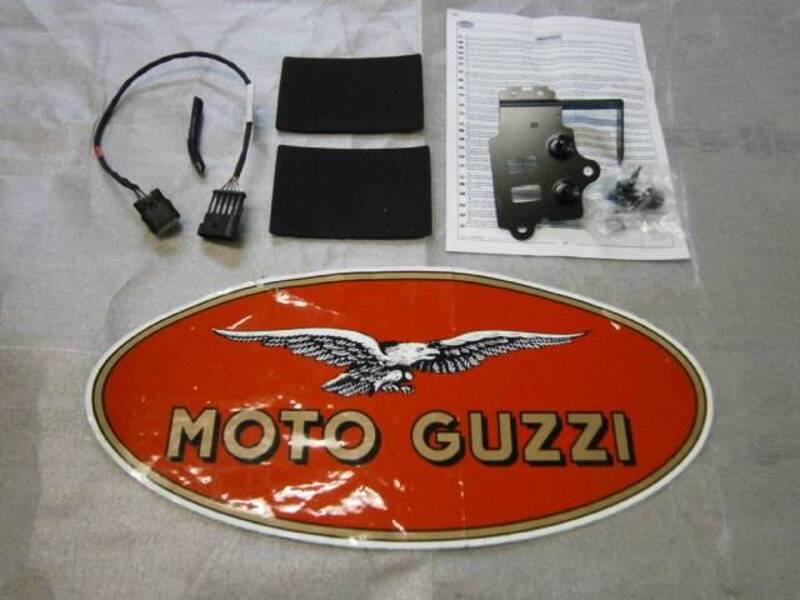 KIT SUPPORTO CENTRALINA Moto Guzzi KIT SUPPORTO CENTRALINA GMP V7