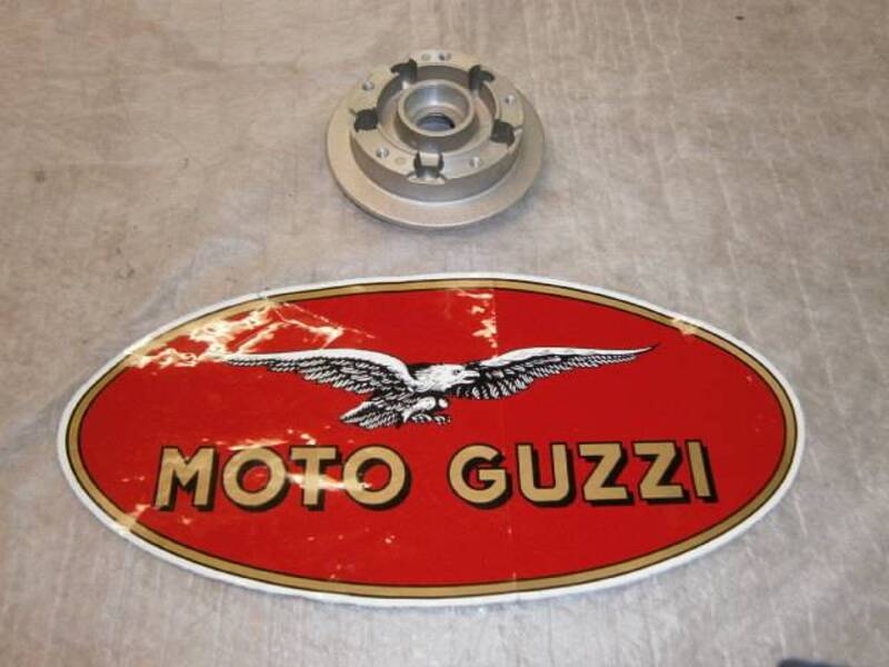 FLANGIA RUOTA Moto Guzzi FLANGIA RUOTA CALIFORNIA 1100 ANTERIORE DX/SX