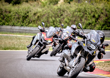 Maxienduro, sfida in pista: a 240 km/h con le maxienduro BMW, Ducati e KTM!