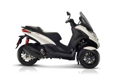 Piaggio MP3 300 Sport ABS Hpe (2021 - 24) - Annuncio 7871114