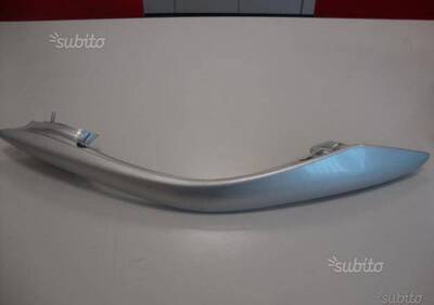 Maniglione posteriore sinistro Suzuki Burgman - Annuncio 7878802