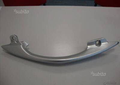 Maniglione posteriore dx Suzuki Burgman - Annuncio 7880439