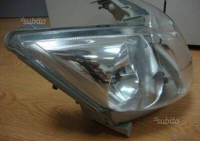 Fanale anteriore Suzuki Burgman 400-250 - Annuncio 7891339