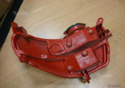 Fanale post dx per suzuki burgman 650 03\04 - Annuncio 7891661