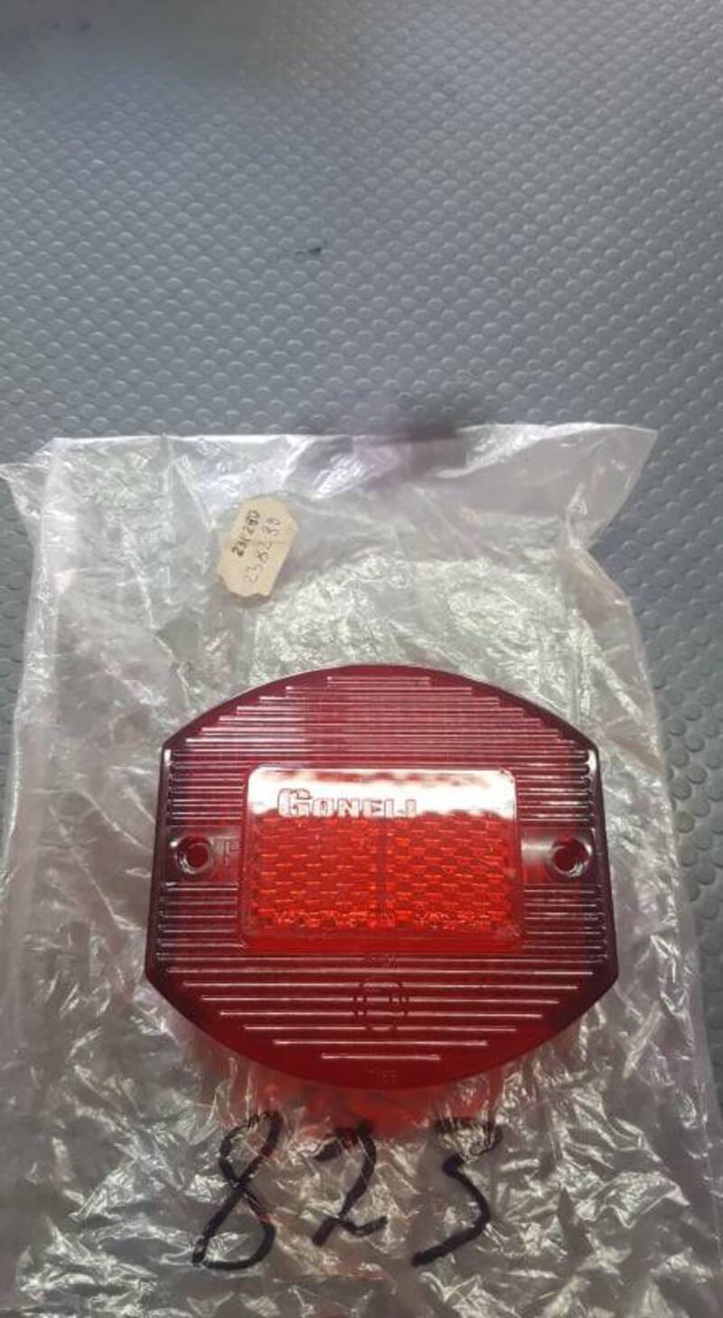PLASTICA FANAL. POST. CAGIVA SST MOTO GUZZI BETA Sgr