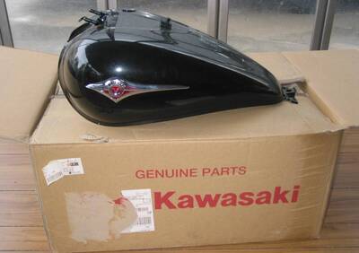 Serbatoio benzina Kawasaki VN900 - Annuncio 7957522