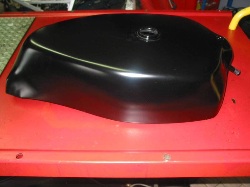 Serbatoio grezzo per Bimota SB4 (2)