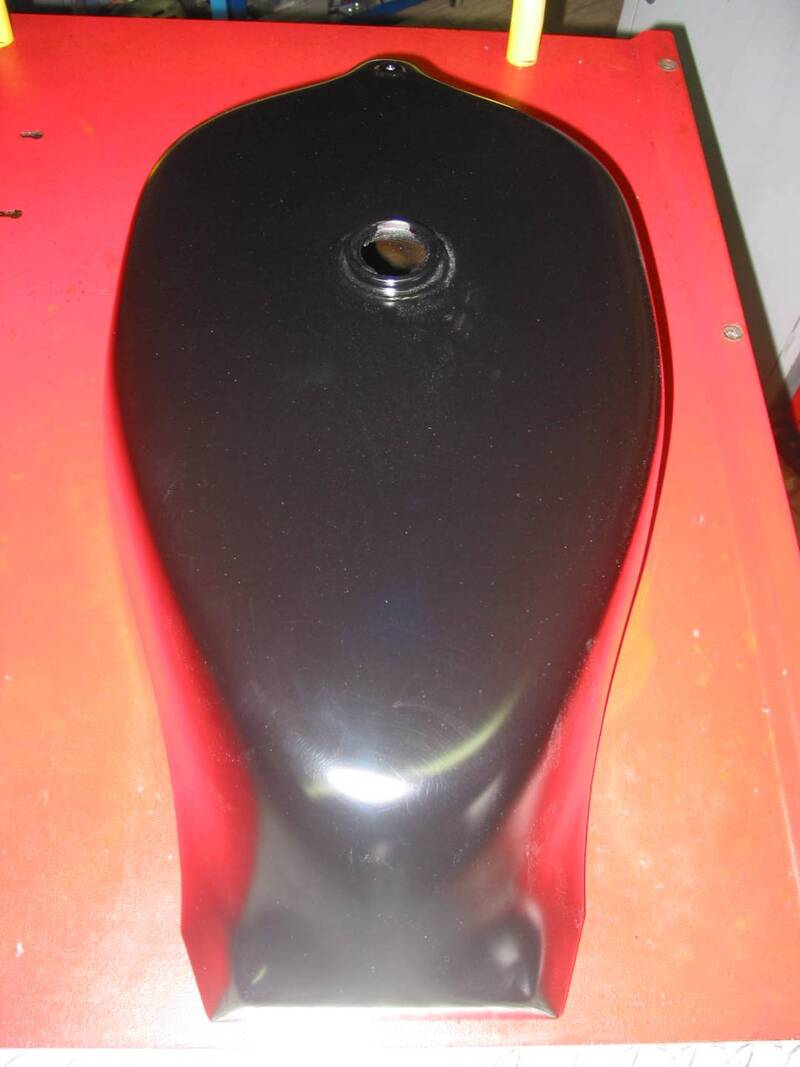 Serbatoio grezzo per Bimota SB4 (3)