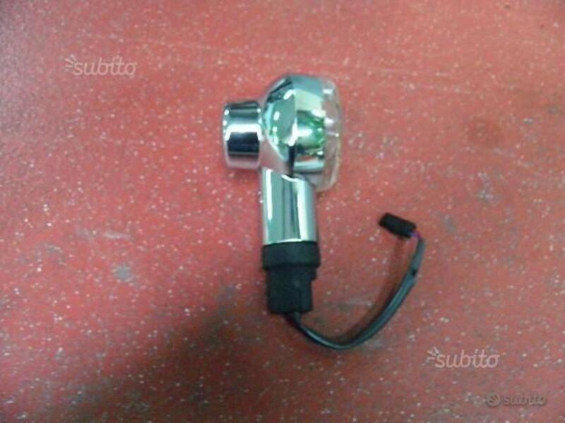 FRECCIA ANT. DX CROMATA PER APRILIA SCARABEO (2)