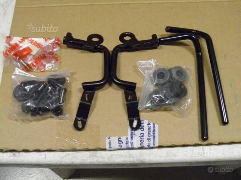 PARABREZZA ORIGINALE APRILIA PER SR 50 COMPLETO (2)