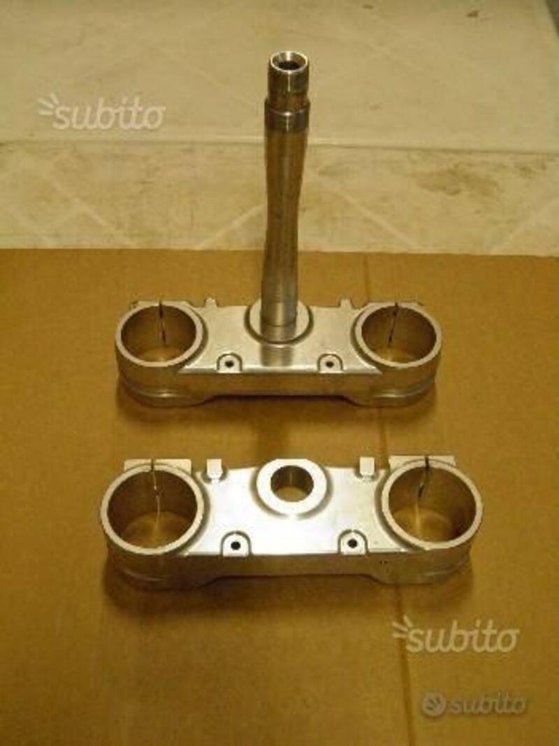 COPPIA PIASTRE FORCELLA PER APRILIA SXV/RXV 450/55