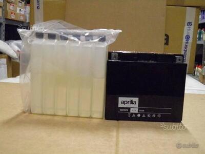 BATTERIA 10AHSG DA 10 AH CON KIT DI CARICA RAPIDA Aprilia