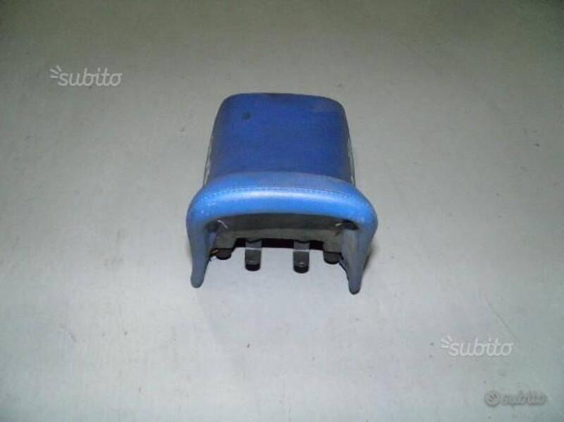 SELLA PER APRILIA. CODICE AP8129103. (2)