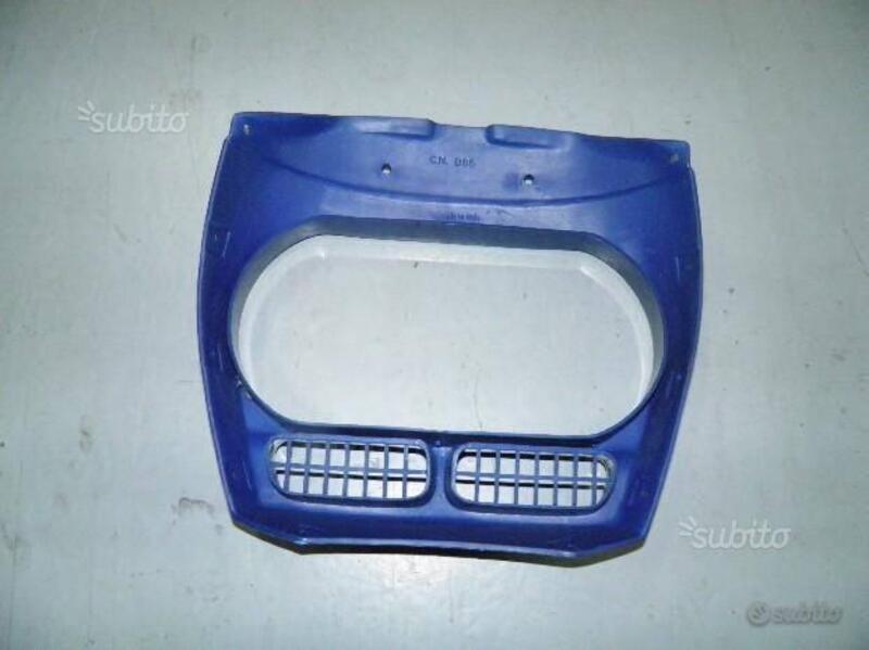 CENTRALE CARENA PER APRILIA. CODICE AP8130358. (2)