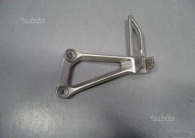 SUPPORTO POGGIAPIEDI POST. USATA HONDA CB 500 F - Annuncio 8019588