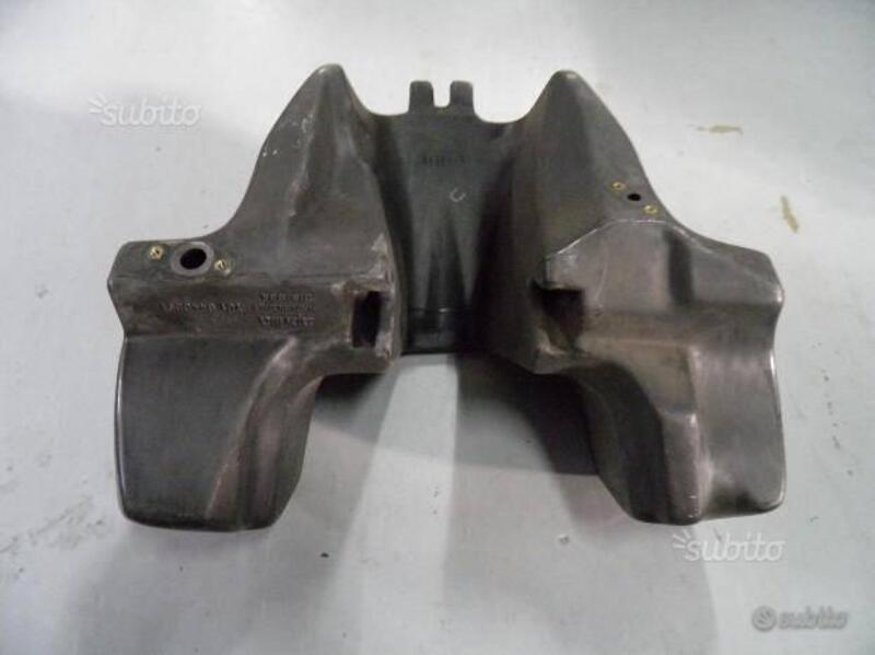 SERBATOIO PER APRILIA PEGASO 650 DAL 1992 AL 1996. (3)