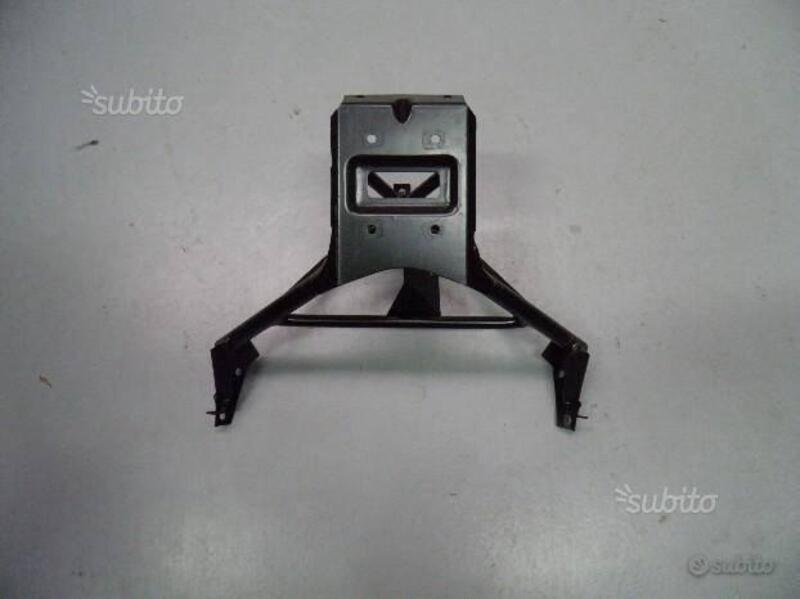 SUPPORTO CARENA USATO PER APRILIA ATLANTIC SPRINT