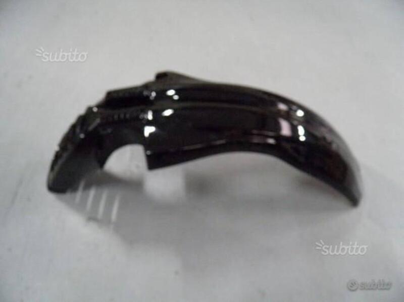 PARAFANGO ANT. NERO PER APRILIA. CODICE AP8126109