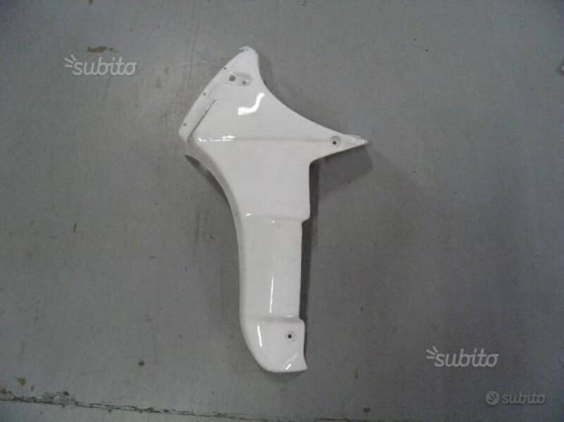 CARENA LATERALE SX. PER APRILIA. CODICE AP8230219