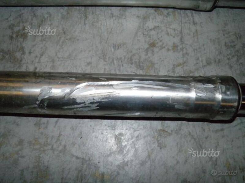 COPPIA GAMBE FORCELLA USATE PER APRILIA PEGASO 650 (3)