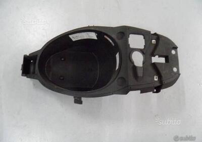 VANO PORTACASCO USATO APRILIA SR 50 AP8258058 - Annuncio 8021425