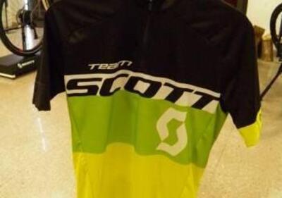 MAGLIA SCOTT RC TEAM A MANICA CORTA. CODICE 241725 - Annuncio 8021976