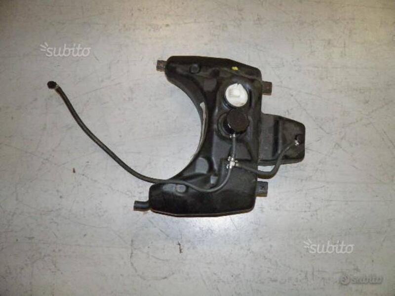 SERBATOIO USATO PER APRILIA SR 50 CODICE AP8268036
