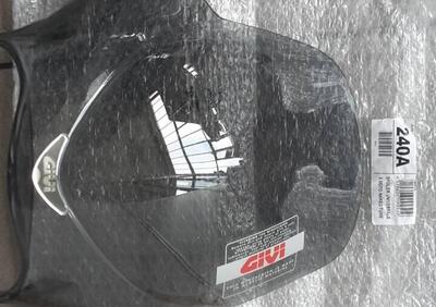 GIVI 240A + A240A SPOILER UN.FUME'MOTO NAK. C/ ATT - Annuncio 8025281