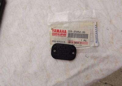 Coperchio serbatoio pompa freno Yamaha Bw's 50 - Annuncio 8031257