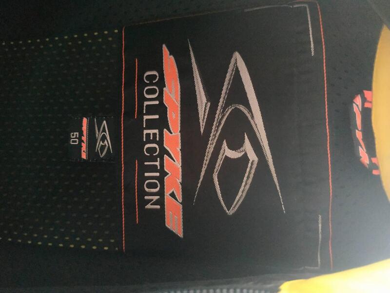 Tuta Divisibile SPIKE COLLECTION NERA-GIALLA Spyke (2)