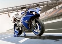 Livrea "Race Blu" per le Yamaha. MotoGP e di serie