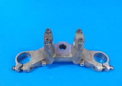 piastra superiore forcella SUZUKI BURGMAN 650 04 2  - Annuncio 7412985