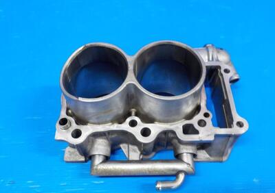 11211-10GA0-0F0 cilindro SUZUKI BURGMAN 650 2013 2  - Annuncio 7416668