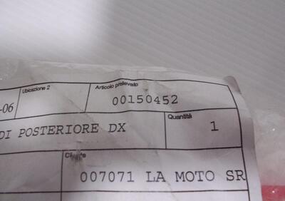 PEDANA PEDALINO POSTERIORE DESTRO ORIGINALE KYMCO - Annuncio 7708510