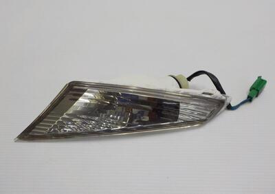 freccia anteriore destra PEUGEOT GEOPOLIS 250 2008  - Annuncio 7421644