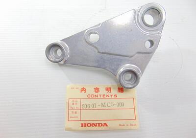 SUPPORTO PEDANA ANTERIORE DESTRA HONDA CX650E CX - Annuncio 7597565