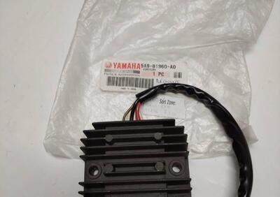 REGOLATORE TENSIONE YAMAHA XT660Z92/93-XTZ750 - Annuncio 8192284