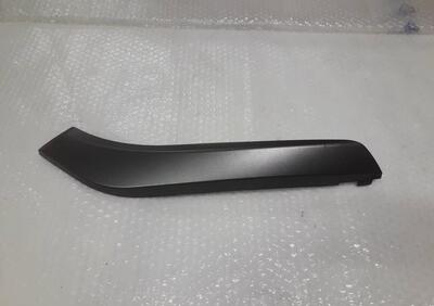 SPOILER INFERIORE DESTRO PIAGGIO BEVERLY - Annuncio 8204732