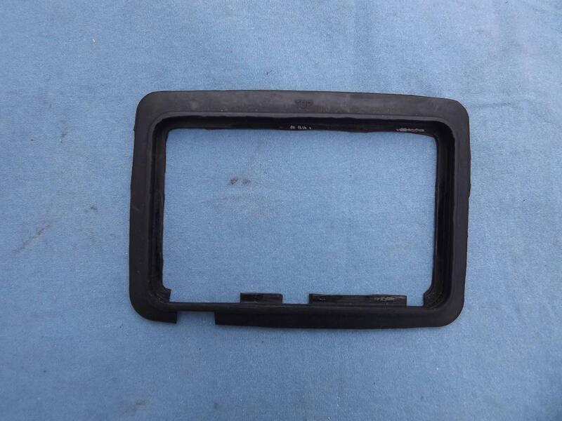 cornice faro Bimota SB4 ? (2)