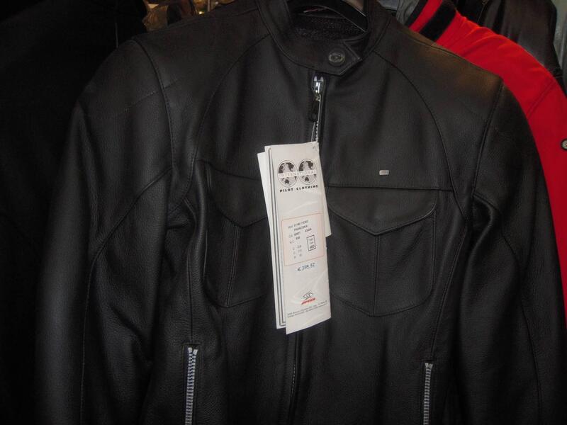 GIACCA MOTO IN PELLE DA DONNA TG. 46D SPYKE (2)