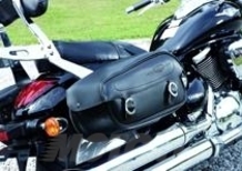 Kit Suzuki: Intruder M800 con borse laterali in pelle di serie