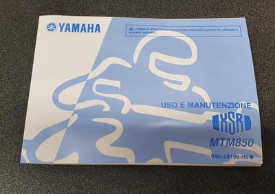 USO E MANUTENZIONE MANUALE YAMAHA XSR 900 - Annuncio 8254702