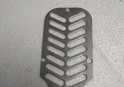 GRIGLIA FARO POSTERIORE UNIVERSALE Yamaha - Annuncio 8269370