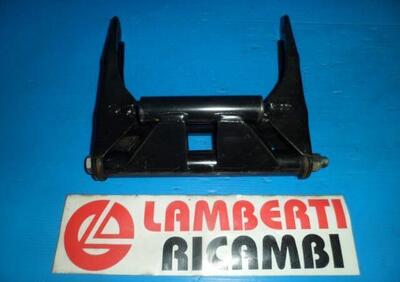 SUPPORTO MOTORE ENGINE MOUNT APRILIA SCARABEO 200  - Annuncio 8295769