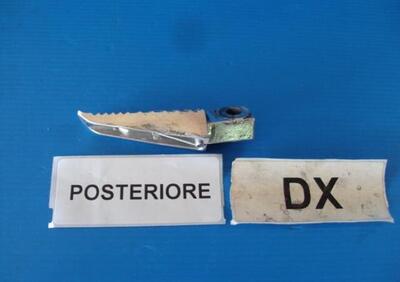 PEDANA PEDALINO POSTERIORE DX DESTRO SUZUKI GSXR G  - Annuncio 8295953