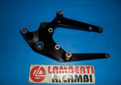 STAFFA RUOTA POSTERIORE BRACKET REAR WHEEL SUZUKI Rizoma - Annuncio 8297368