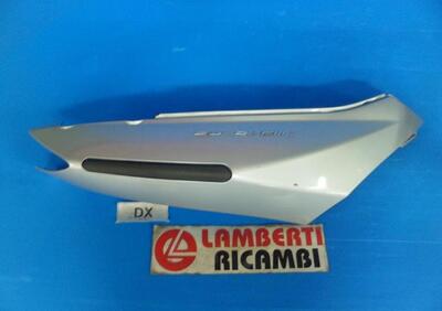 FIANCHETTO SCOCCA DX CON UN FERMO ROTTO APRILIA SP  - Annuncio 8297610