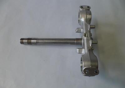 CANOTTO PIASTRA INFERIORE FORCELLA HONDA XLV 750 1 - Annuncio 8297968