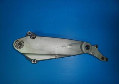 STAFFA RUOTA POSTERIORE SUZUKI BURGMAN 650 2005 20  - Annuncio 8298439